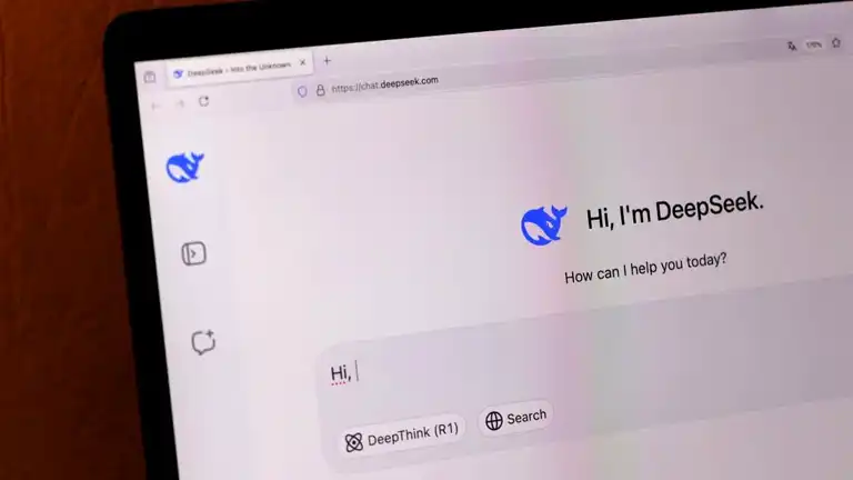 DeepSeek: Bilgisayarınızda Yapay Zeka Gücü! İnternetsiz Kullanım Kılavuzu